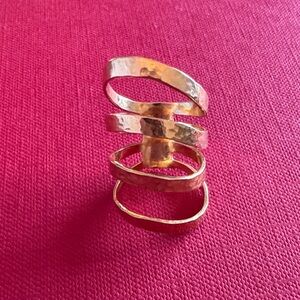 14 k Gold Hammered Spiral Ring
